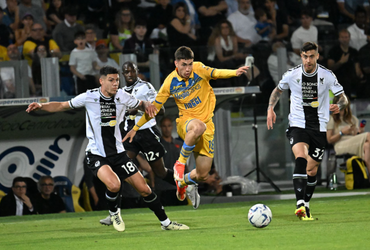 Frosinone vs Udinese (01:45 – 27/05)